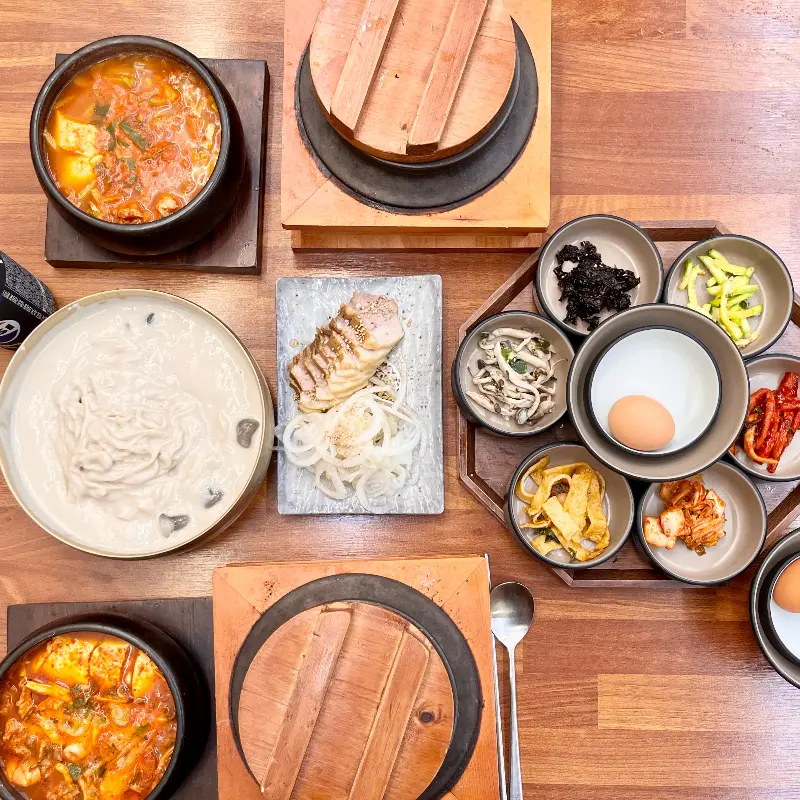 푸짐한 한 상 차림