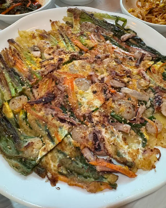 해물이 듬뿍 들어간 해물파전