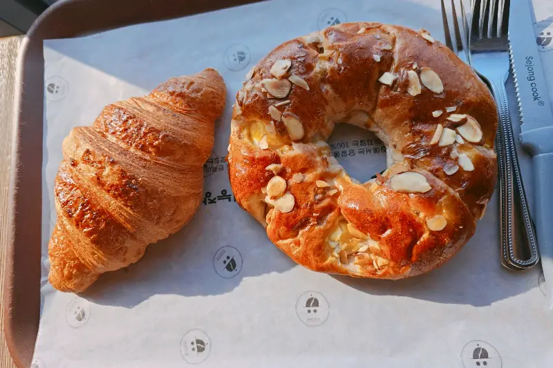 소금빵과 몽블랑