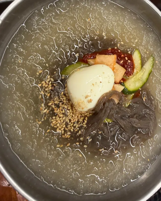 시원한 냉면 육수