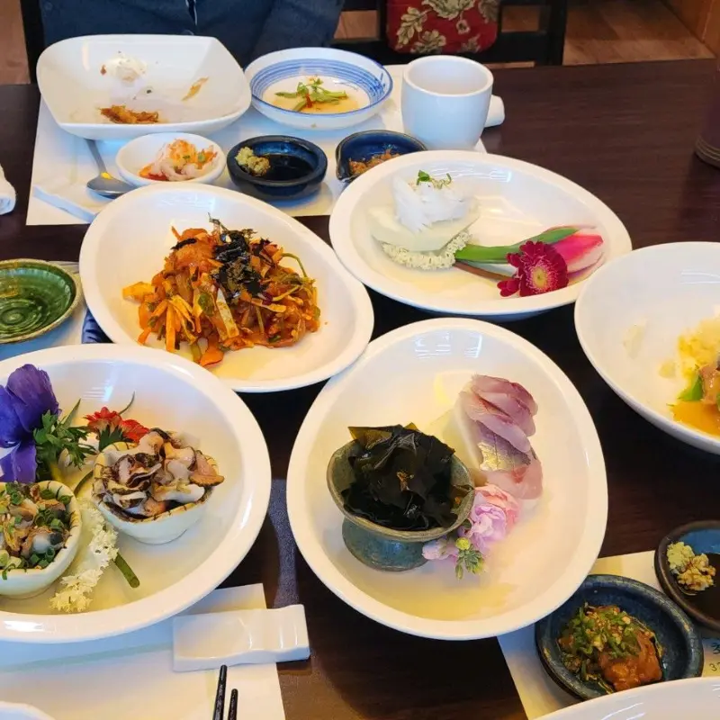 고엔에서 맛본 다채로운 요리들