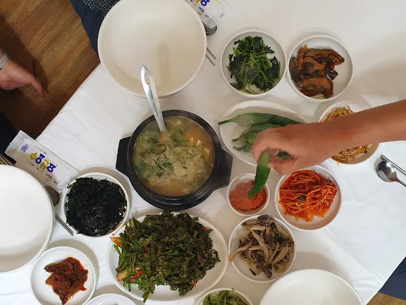 보리밥 한 상 차림