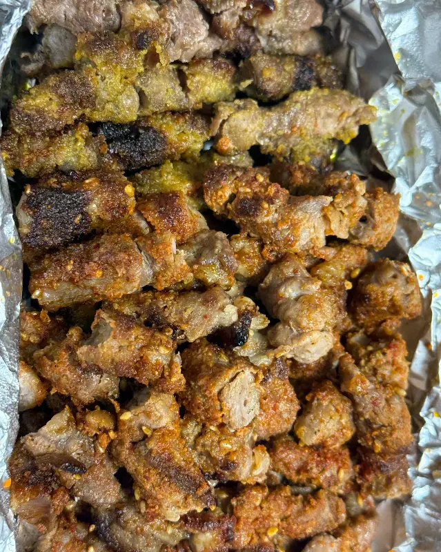 다양한 종류의 꼬치 모음