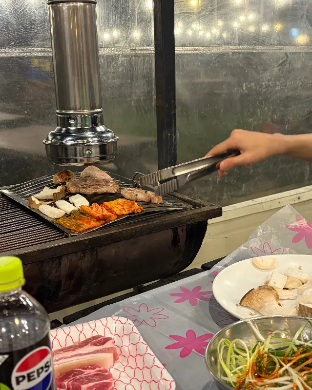 노릇하게 구워진 고기