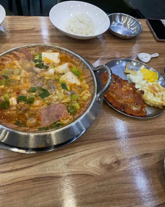 김치전과 계란후라이