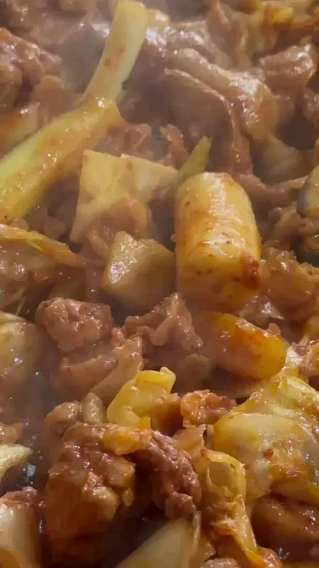 잘 익은 닭갈비 클로즈업