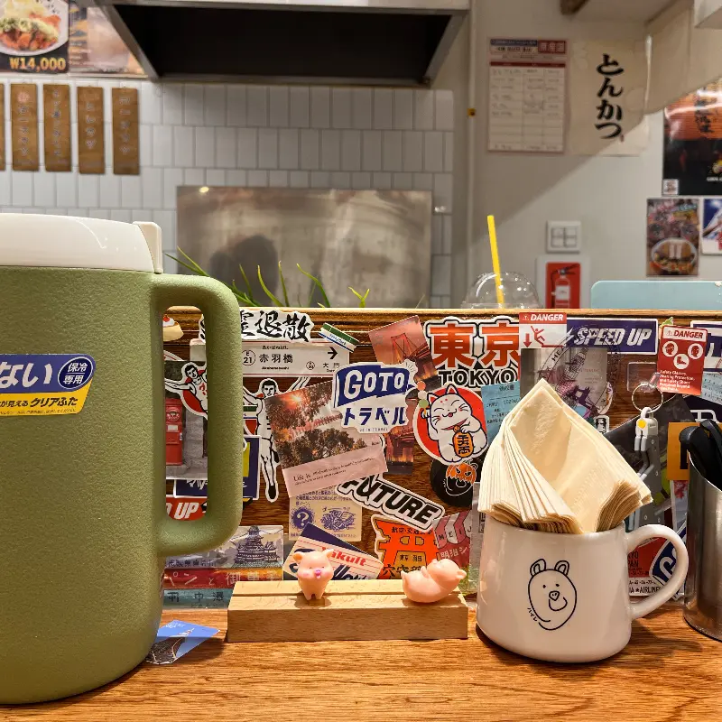 정갈한 식당 내부