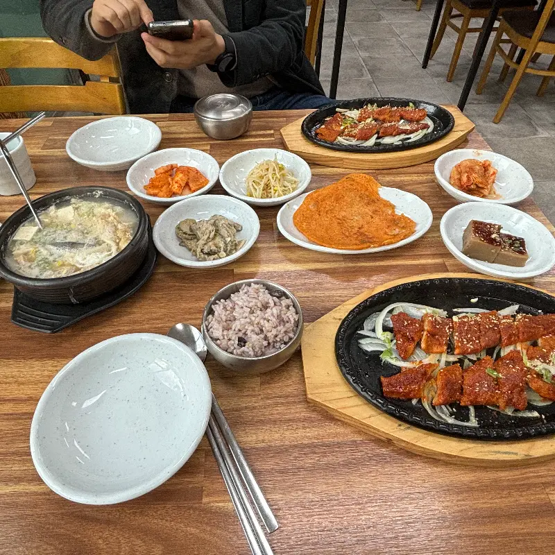 해담은황태 푸짐한 상차림