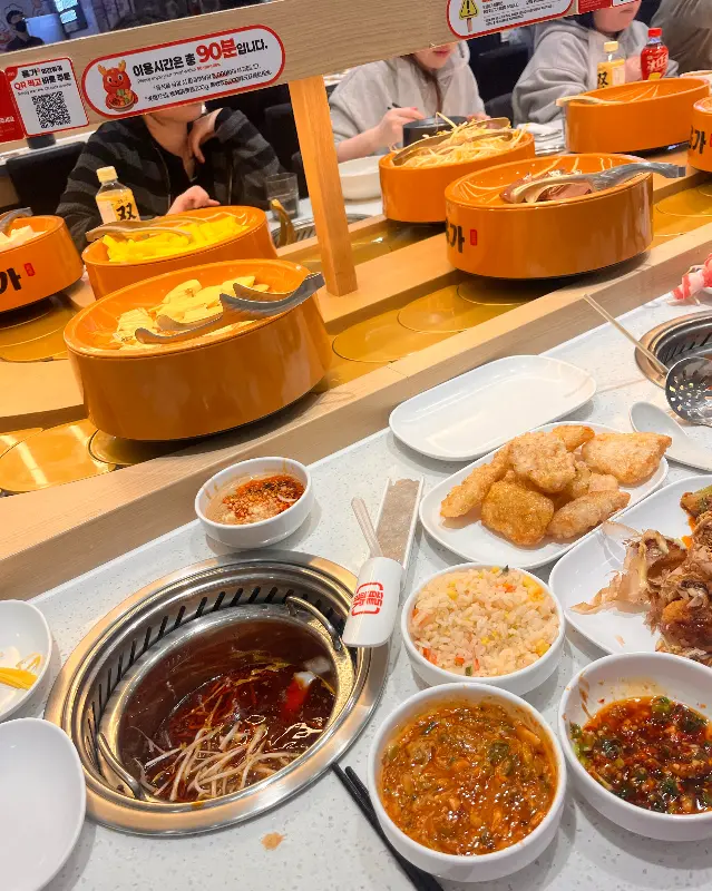 깔끔하게 정돈된 소스바