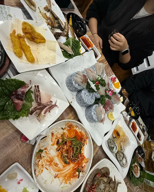 싱싱한 해산물 요리들