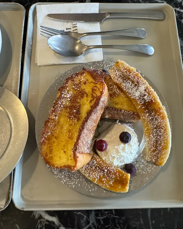 스테이인터뷰 프렌치 토스트