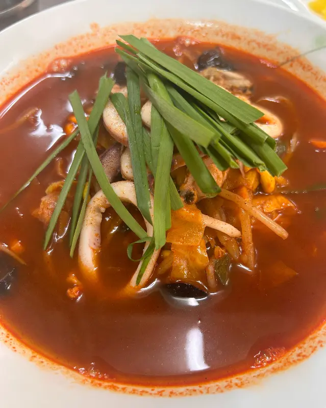 통오징어 짬뽕