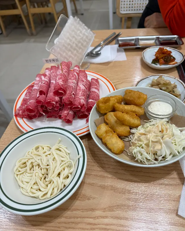 샤브샤브와 사이드 메뉴