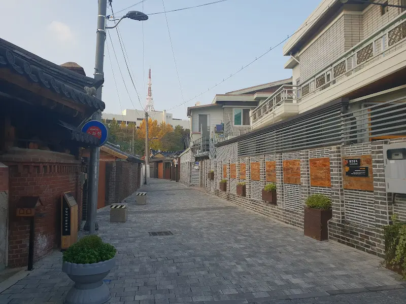 한옥식당 외부 전경