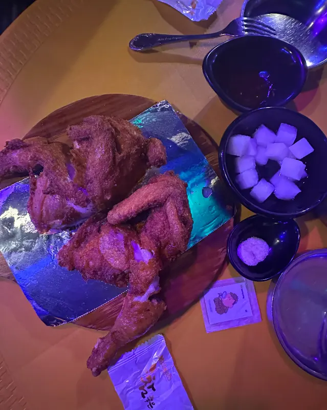 먹음직스러운 옛날통닭