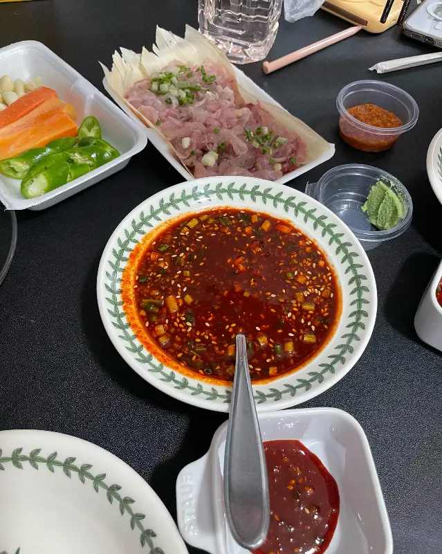 땡가리횟집의 테이블 세팅