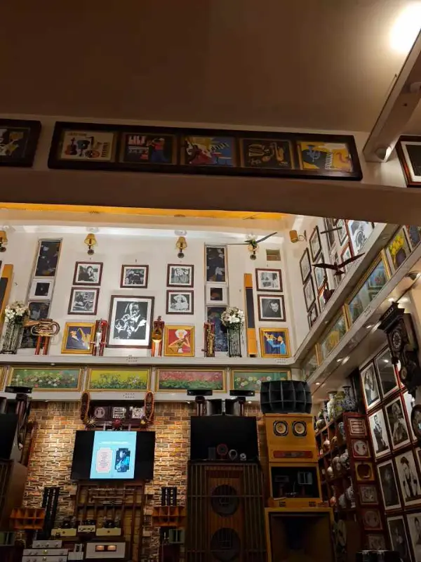 재즈미 내부 인테리어