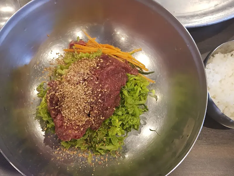 육회비빔밥