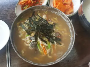 쫄깃한 면발의 과학, 예산에서 맛보는 숨겨진 국수 맛집 탐험기