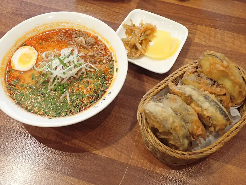 수림식당 탄탄면, 가지만두
