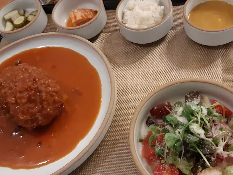 돈가스 한상차림