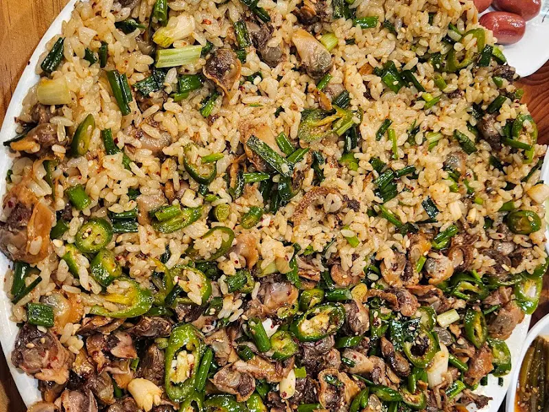 엄지네 포장마차 꼬막 비빔밥