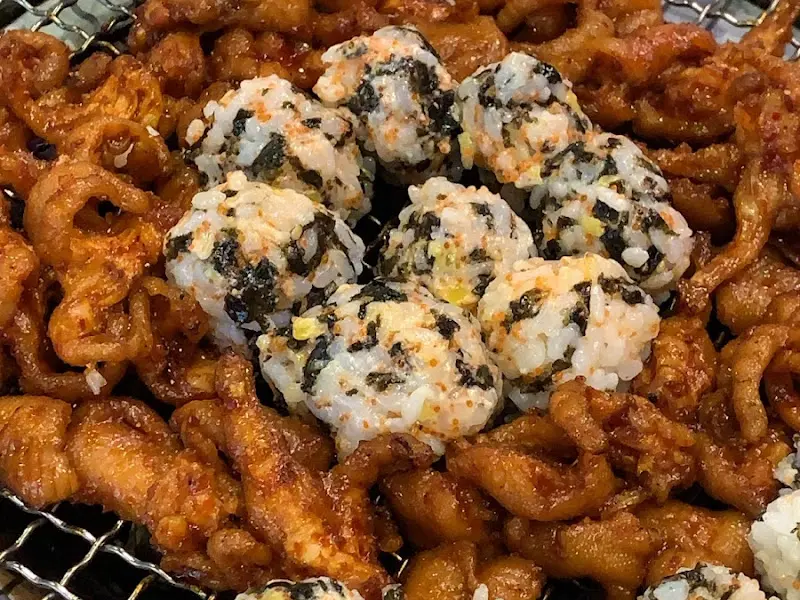 무뼈닭발과 주먹밥