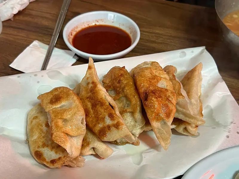 복성만두 군만두