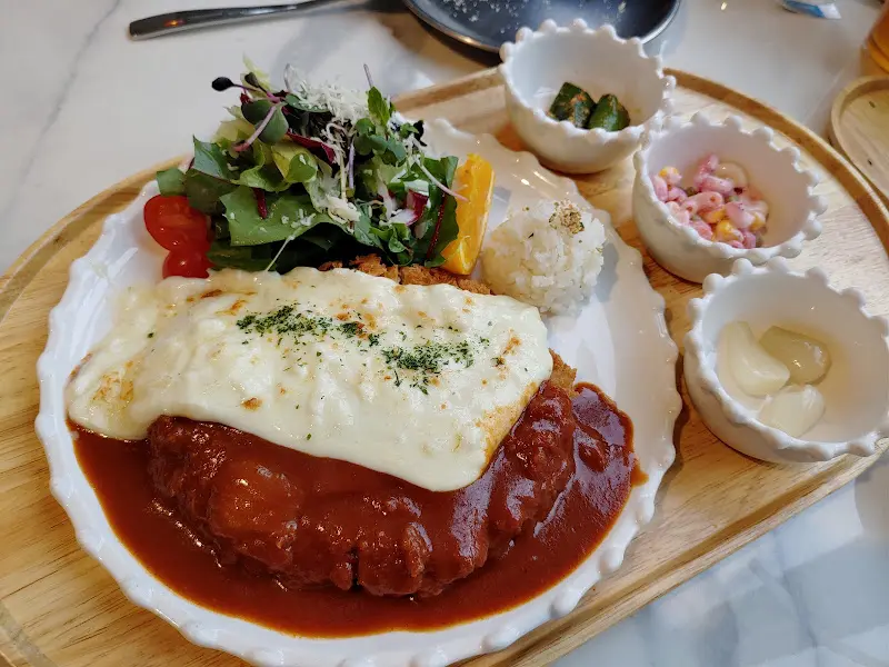 치즈폭포돈까스