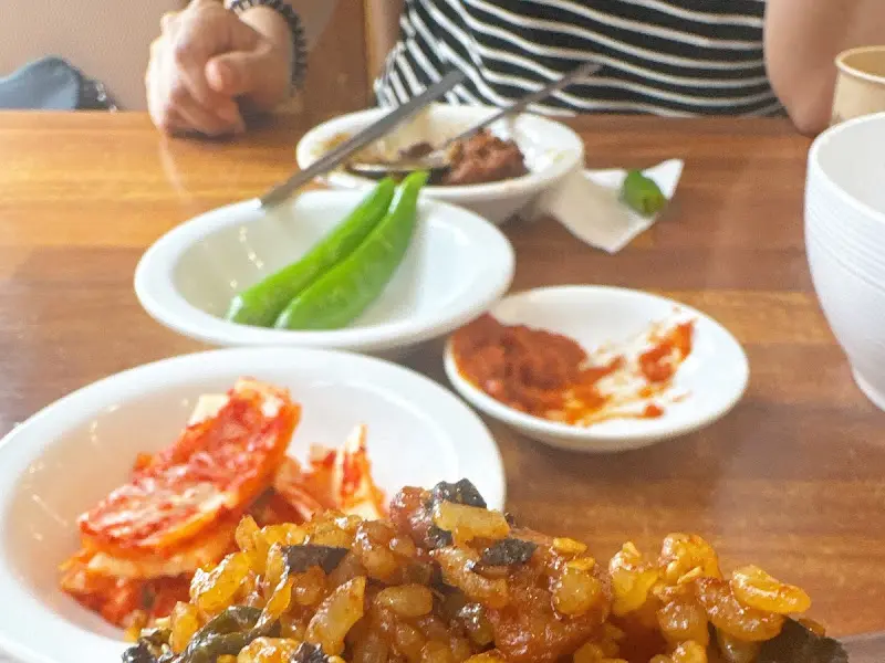 잘 졸여진 쫄갈비