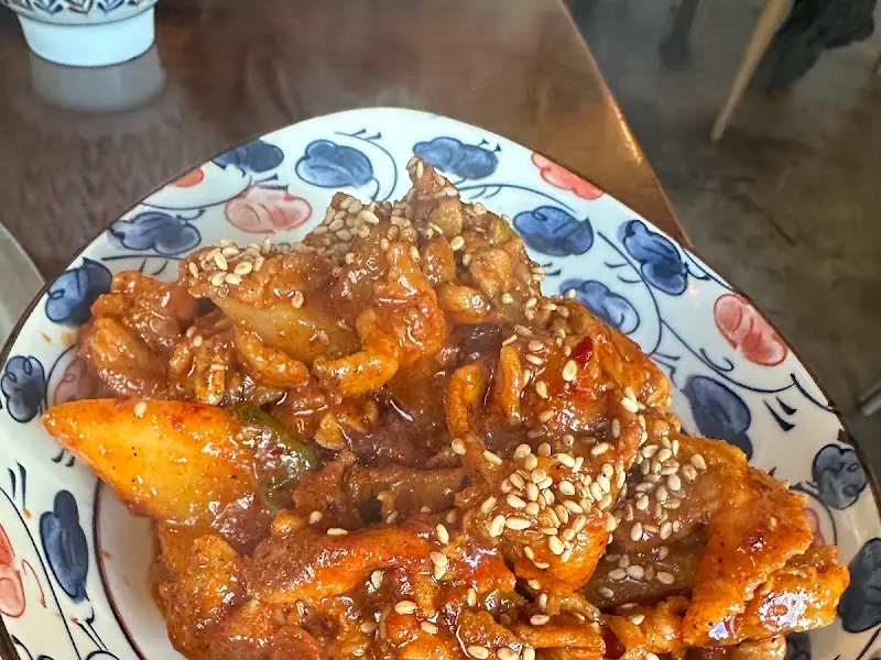 윤기가 흐르는 제육볶음