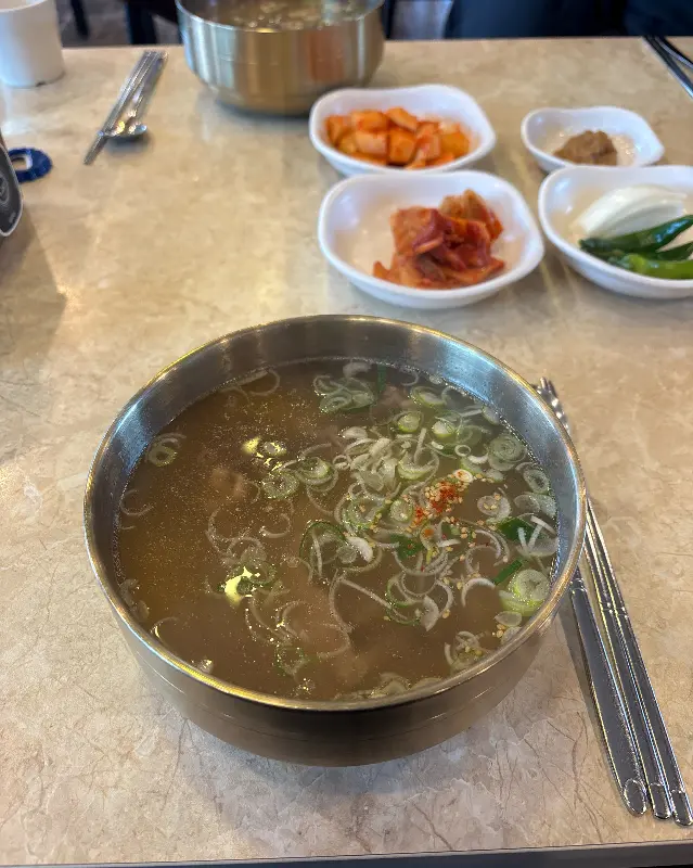 깔끔한 테이블 세팅