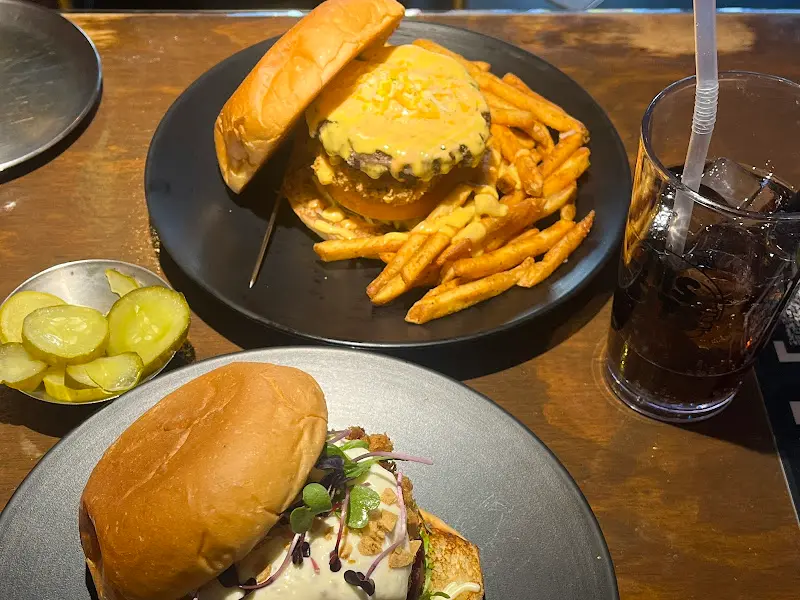 블랙 트러플 쉬림프 버거