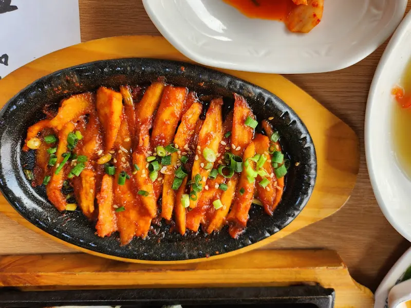 윤기가 흐르는 떡갈비