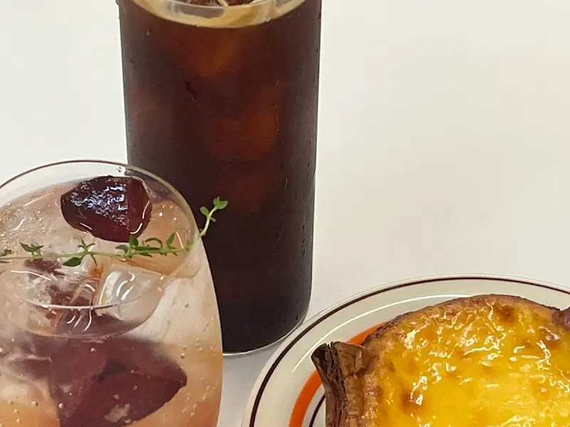 에그타르트와 음료