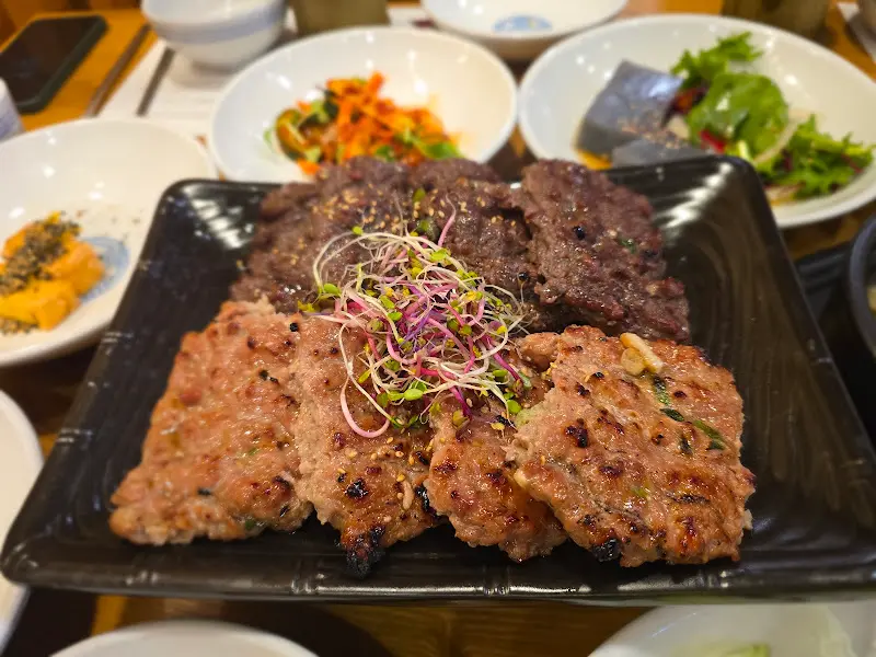 남도예담의 반반 떡갈비