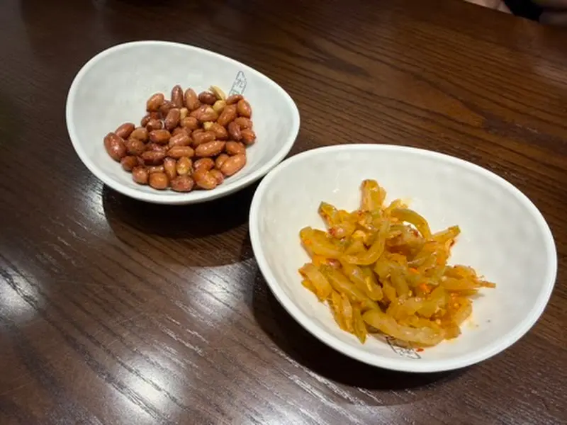 짜샤이와 볶은 땅콩