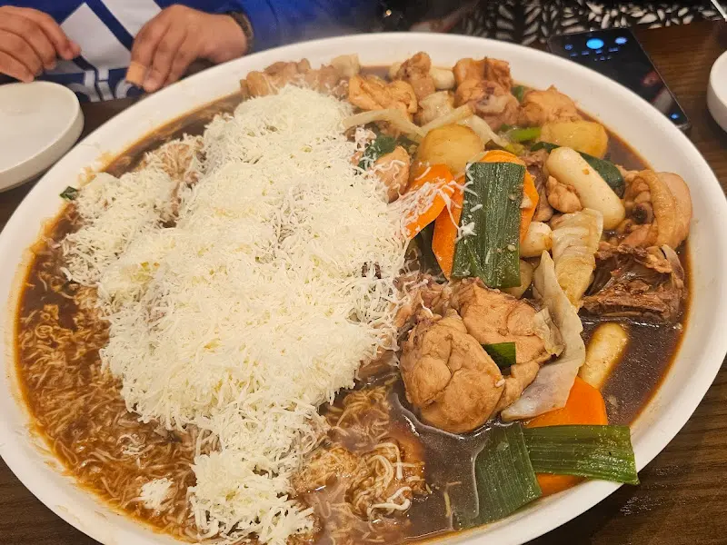 푸짐한 안동찜닭