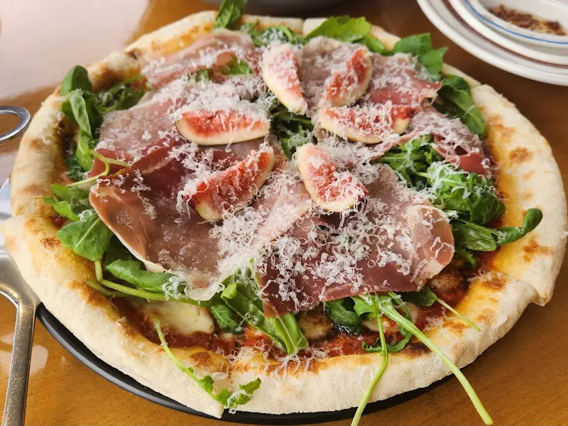 루꼴라 햄 피자
