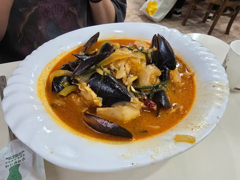 해물이 가득한 짬뽕