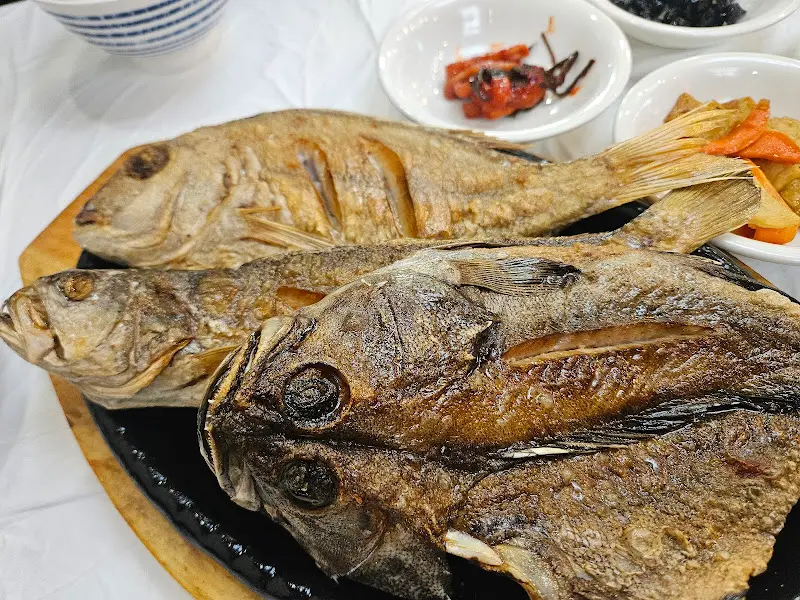 해만횟집 생선구이 정식 메인 생선구이