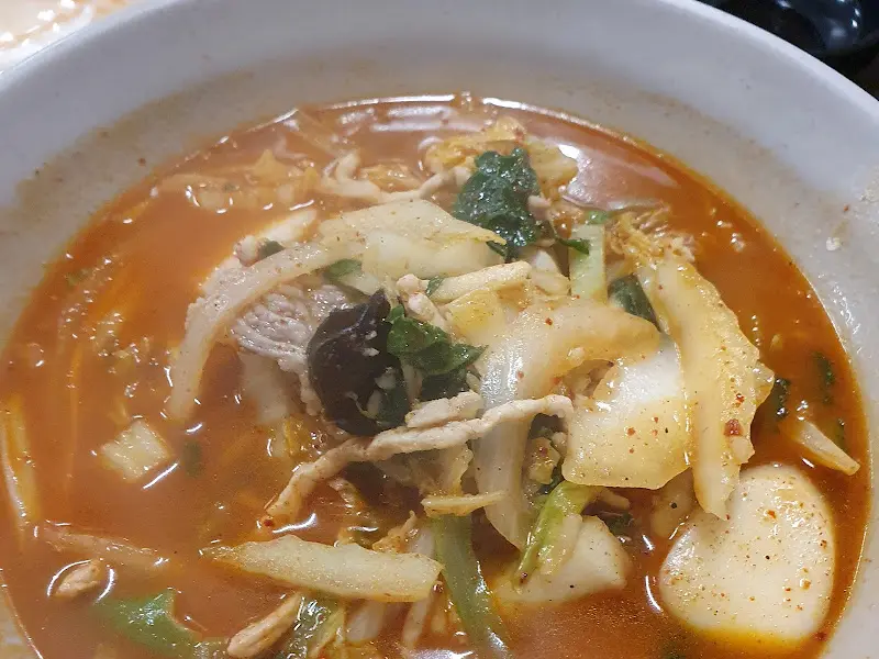 오로지짬뽕 내부