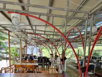 섬진강 뷰 맛집, 곡성 매기매운탕에 힙스터 영혼을 얹어 Reload