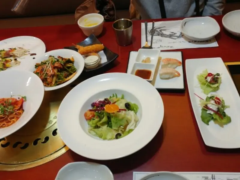 다채로운 곁들임 메뉴