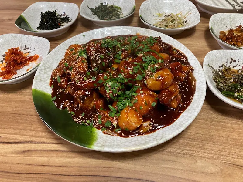 찜닭과 밑반찬