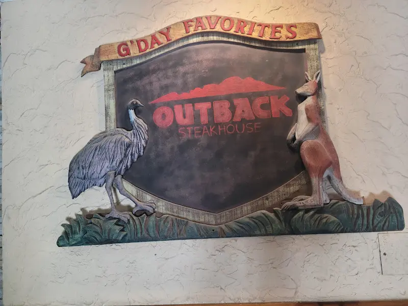 아웃백 내부 장식