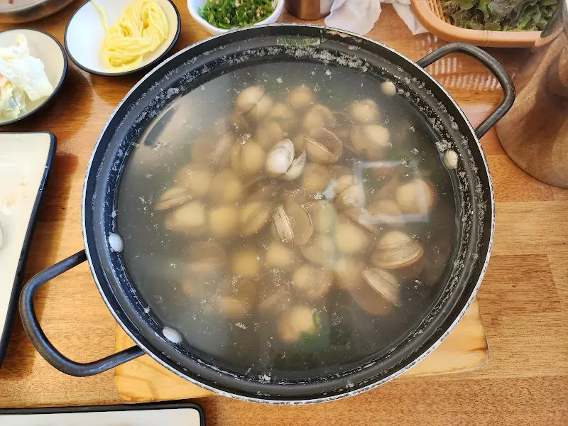 시원한 동죽 조개탕