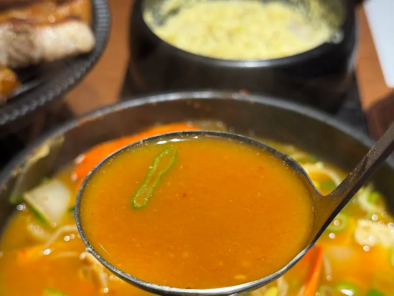 황게 된장찌개의 깊은 풍미