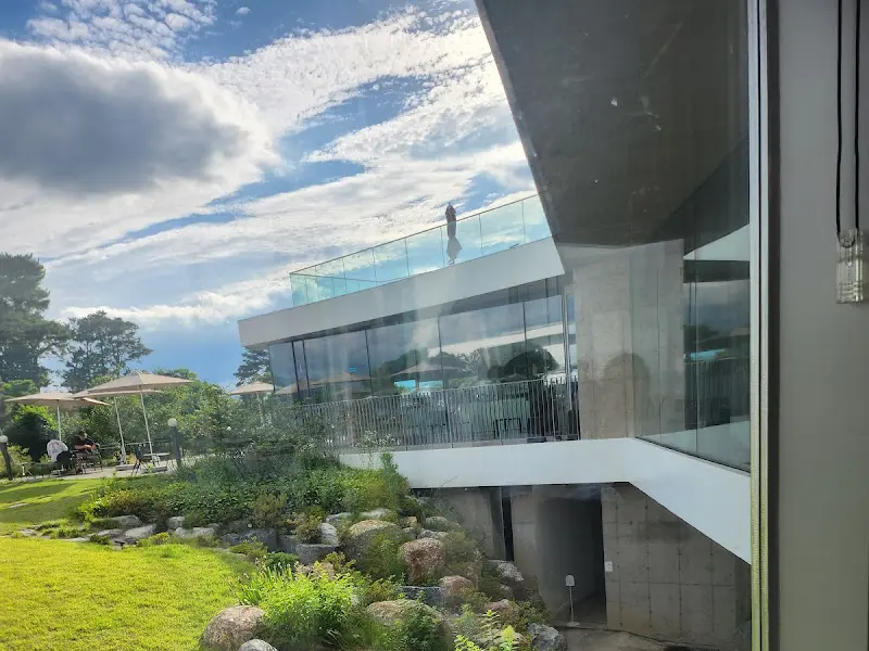 함안 뜬 카페 외관