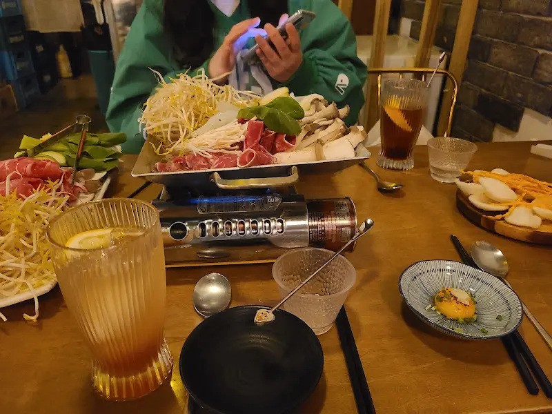 보글보글 끓는 스키야키